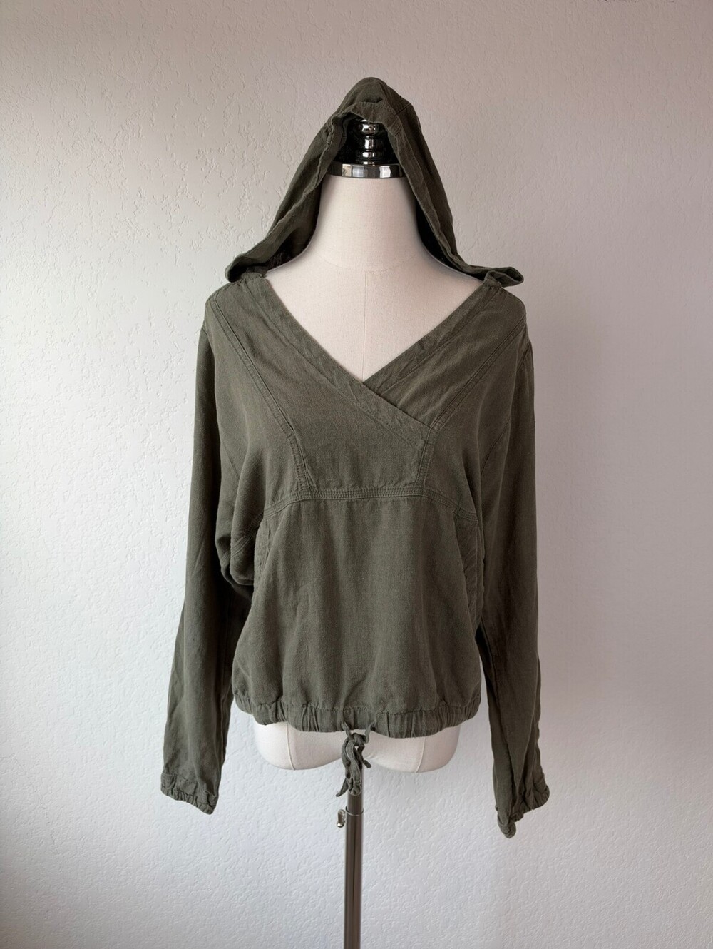 Prana Hemp Tencel Lyocell Green V Neck Sweatshirt Hoodie size Medium